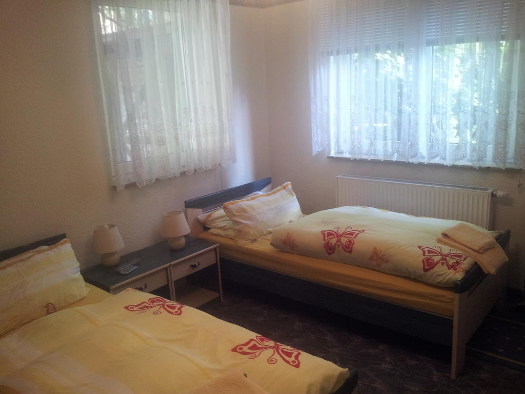 Biggis Waldpension Michendorf Εξωτερικό φωτογραφία